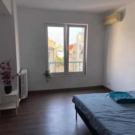 Minimalist Old Town * Bucharest